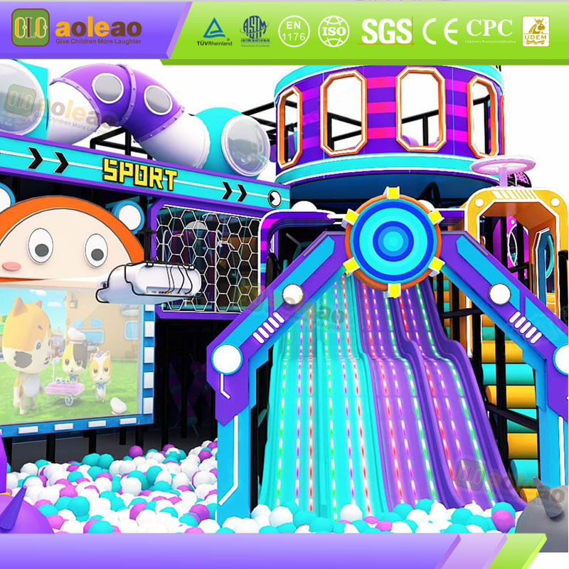 קניון Atrium Naughty Castle מרכז קניות ציוד תנועה גדול שפר את זרימת הלקוחות