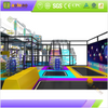 Том доторх адал явдалт парк дахь трамплин бүс