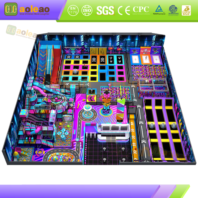 Trampolim &aacute;rea de elimina&ccedil;&atilde;o de obst&aacute;culos multi-n&iacute;vel design trampolim quebra-cabe&ccedil;a &aacute;rea de divers&otilde;es quebra-cabe&ccedil;a alegria sem parar