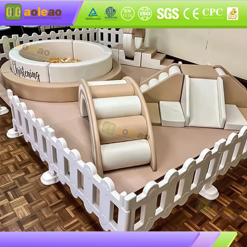 Piccolo parco giochi morbido - Combinazione morbida + Recinzione semplice - Zona comunitaria per bambini - Rendimento elevato a basso costo Facile da usare | Aoleao